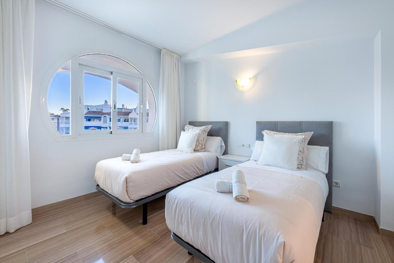 Atico Puerto Marina First Island With Sea Views And Rooftop Pool Benalmadena Luaran gambar